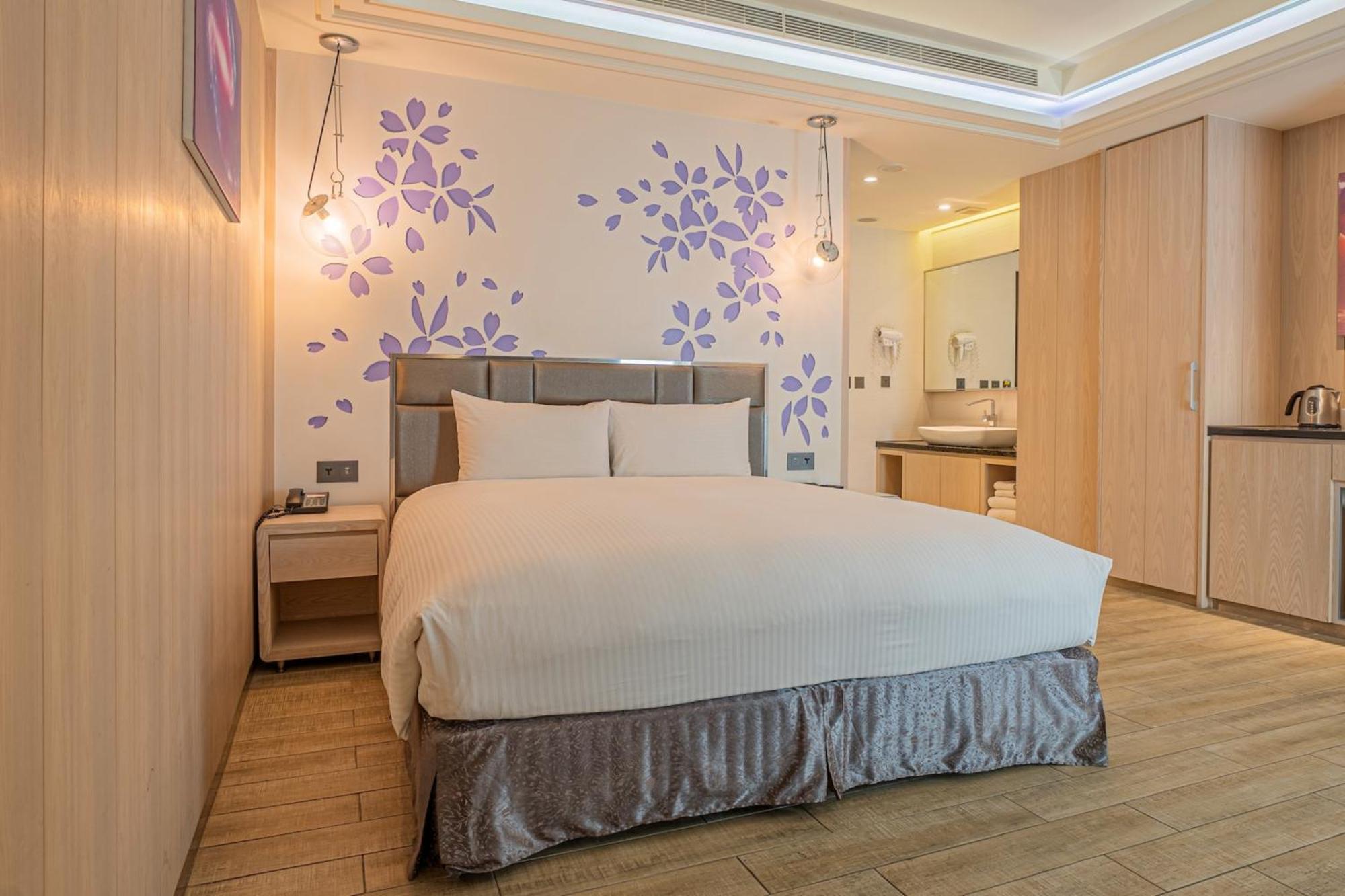 Guide Hotel Taichung Ziyou Exterior photo